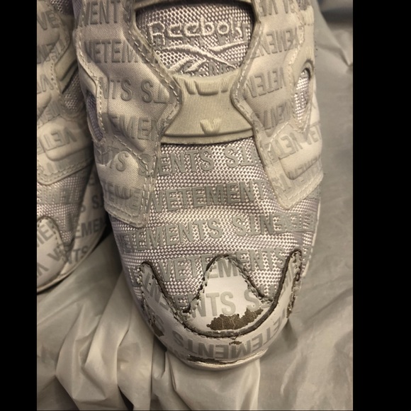 Vetements Logo Reebok White Emoji SIZE US 13 - Picture 6 of 14
